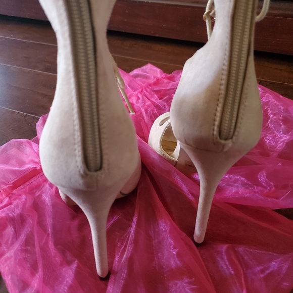 New Suede Strappy High Heels (Cream / Beige Colour) - Picture 3 of 7